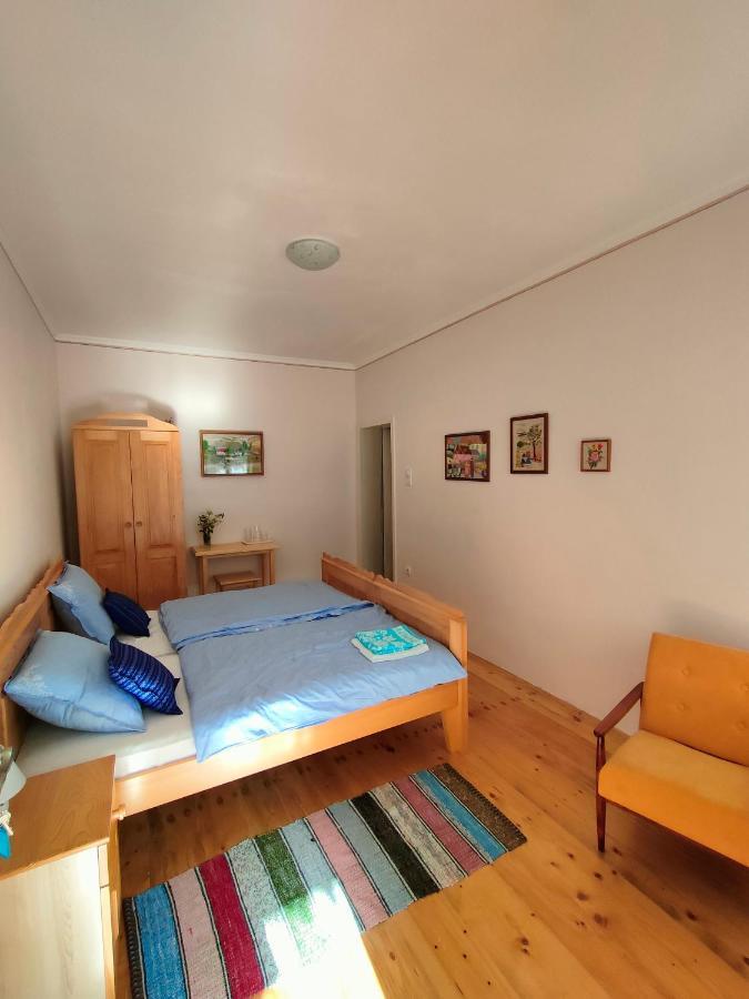 Bed and Breakfast Ethno&Coffee House Tulip Glozan Экстерьер фото
