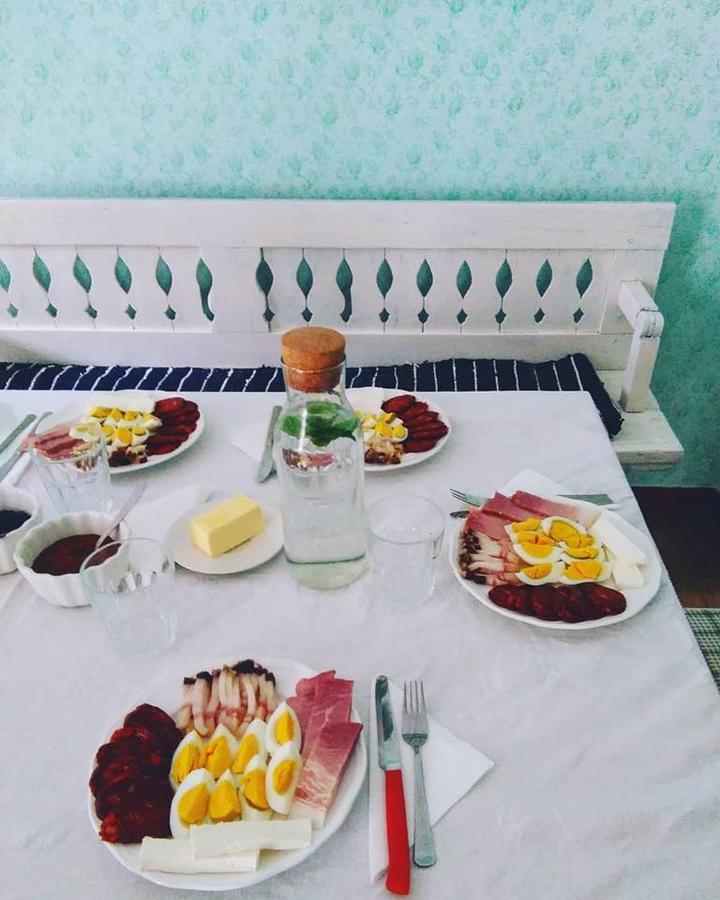Bed and Breakfast Ethno&Coffee House Tulip Glozan Экстерьер фото